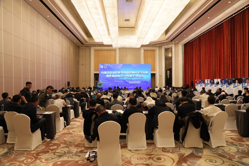 1731320487374071344.jpg 350A9467.jpg