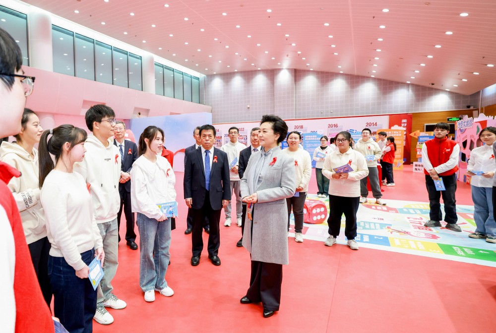 1733106423526022503.jpg d45c0666ad2145b2971cee43a560465d.jpg