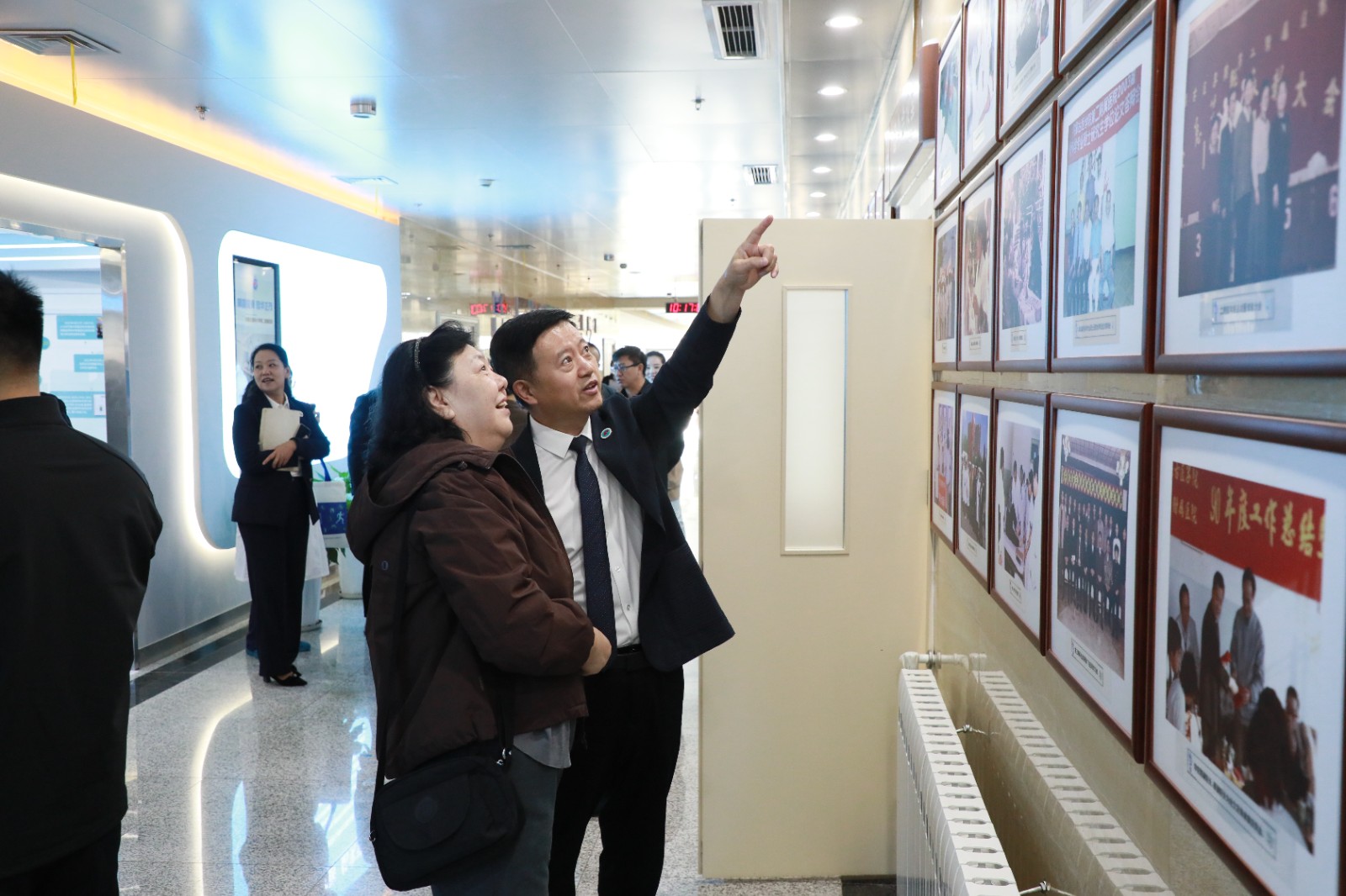 1760709905570092602.jpg 1760709905570092602.jpg